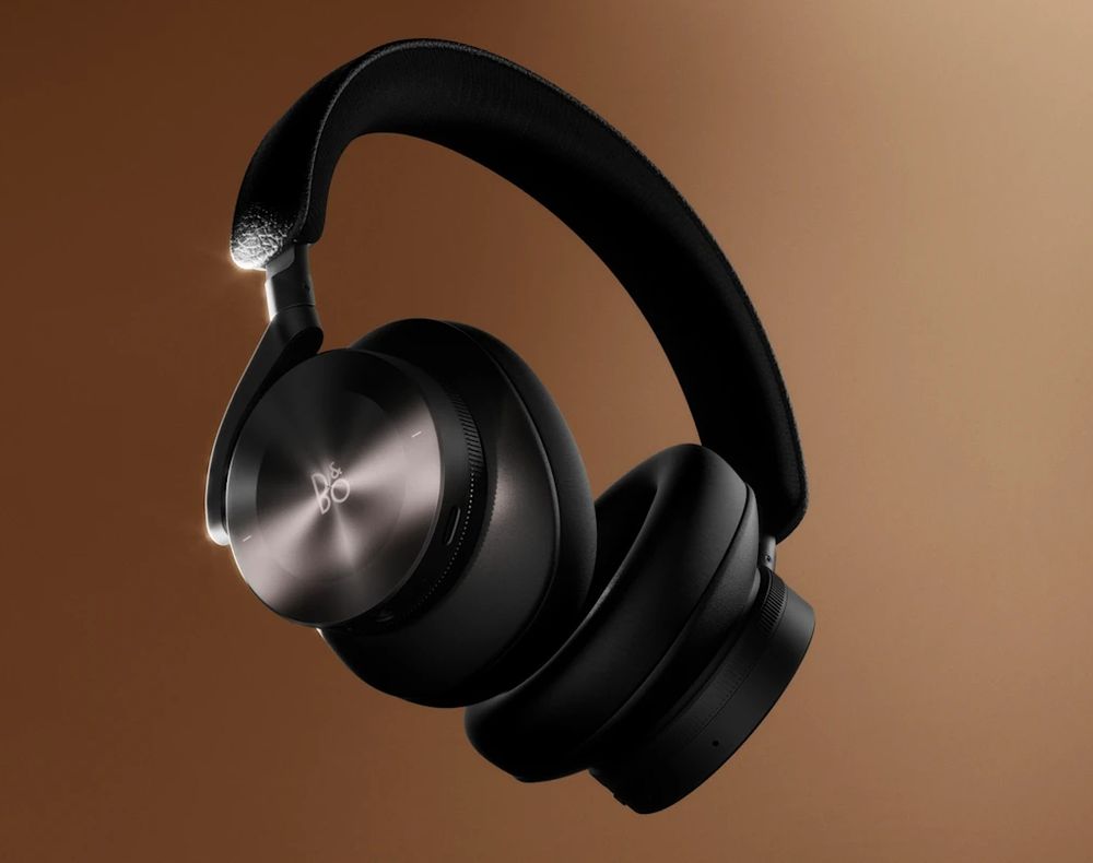 2025韓星同款耳機盤點！Jennie聯名Beats蝴蝶結耳機美翻、Felix「這款」藍芽耳機網友都瘋搶！-8