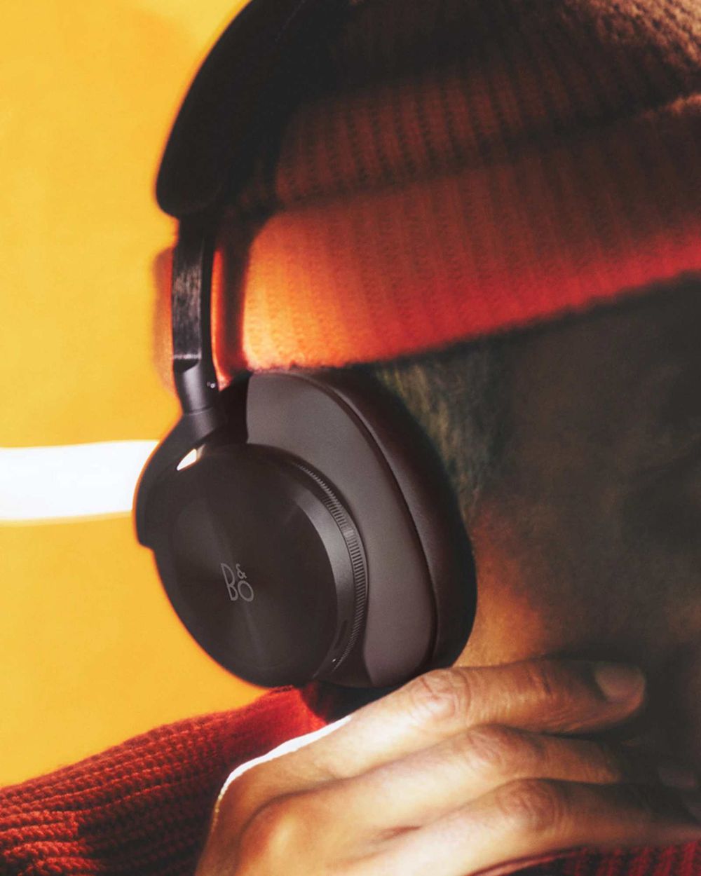 2025韓星同款耳機盤點！Jennie聯名Beats蝴蝶結耳機美翻、Felix「這款」藍芽耳機網友都瘋搶！-15