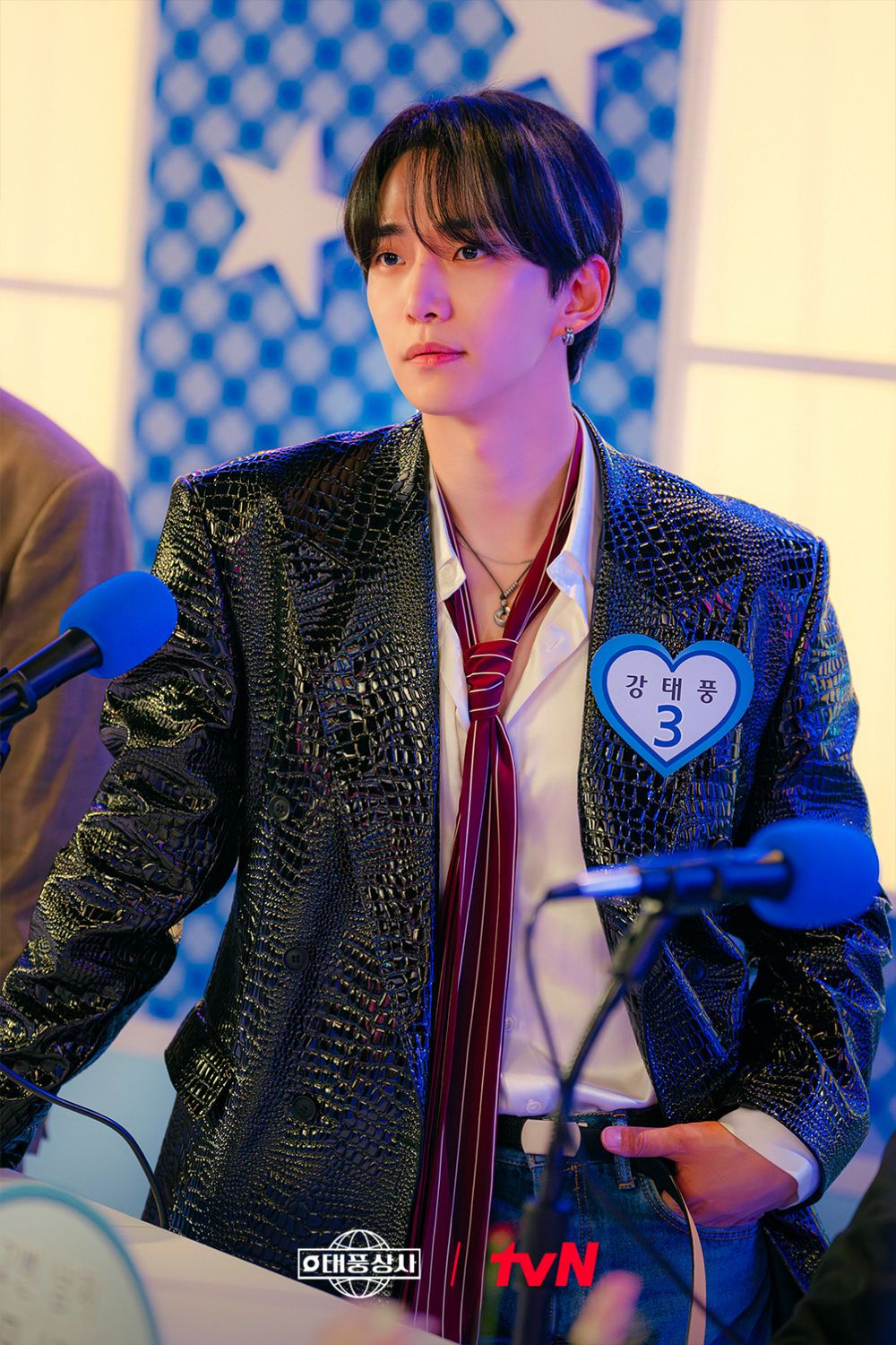 Netflix韓劇《颱風商社》劇情看點+角色介紹線上看！李俊昊化身痞帥少爺逆襲拯救破產公司！-4