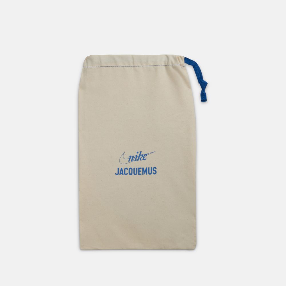 這雙真的手慢無！Nike最新Jacquemus聯名「芭蕾薄底鞋」懂女生要什麼！開賣日價格出爐！-12