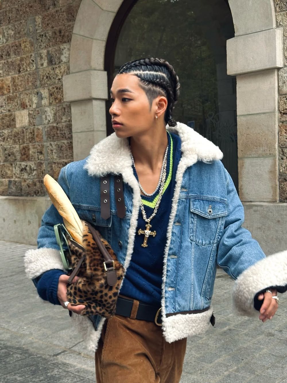 LOEWE新時代來臨！金裕貞美得太過分、ALLDAY PROJECT也到場！新Logo掀討論！-11