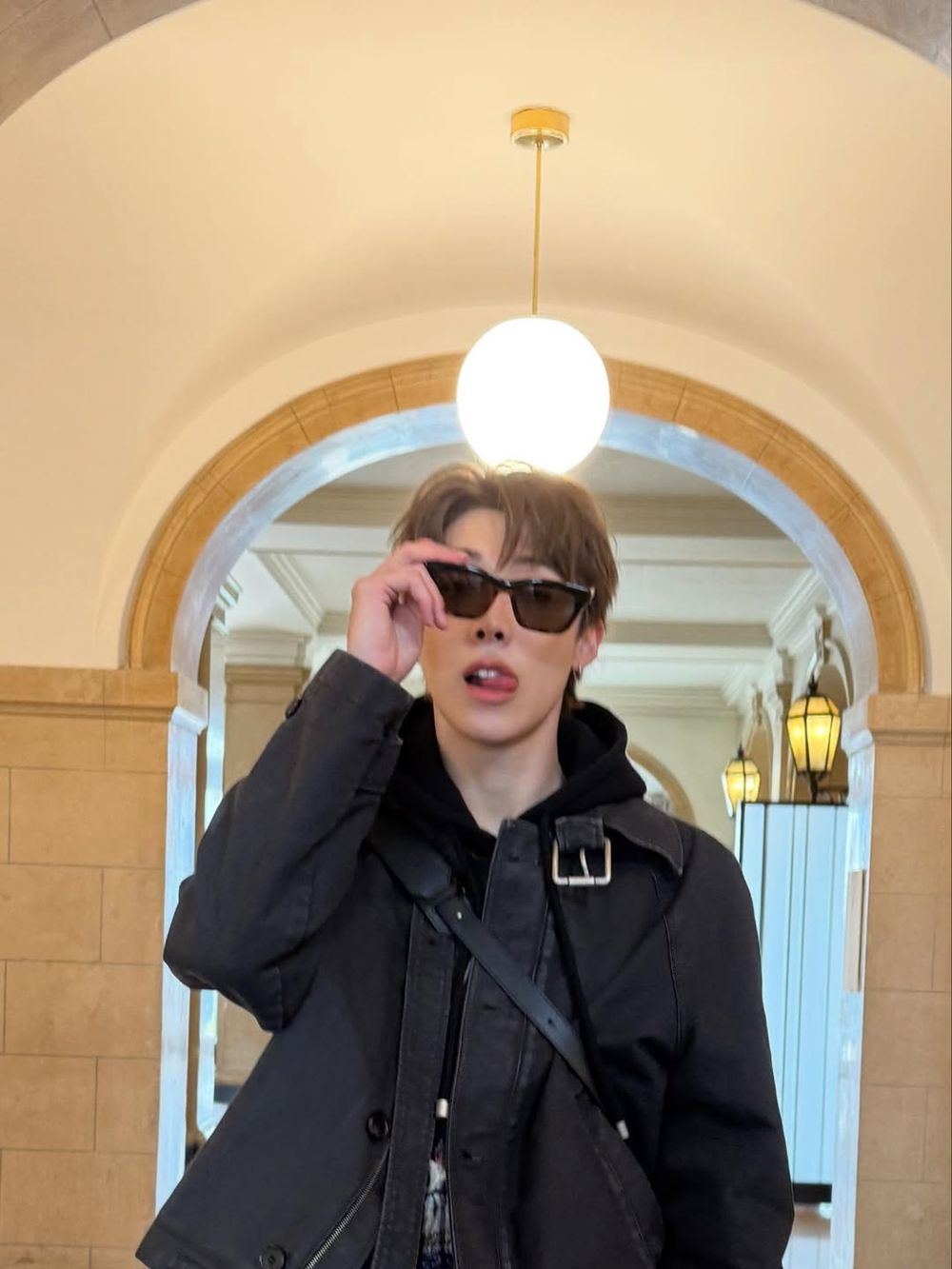 LOEWE新時代來臨！金裕貞美得太過分、ALLDAY PROJECT也到場！新Logo掀討論！-12