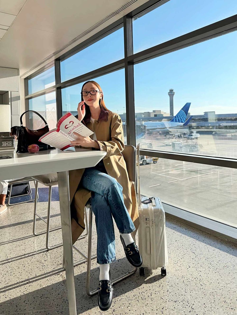 機場穿搭就得看她！韓星Jessica出差巴黎時裝週「精緻千金風」女生都得學起來！-3