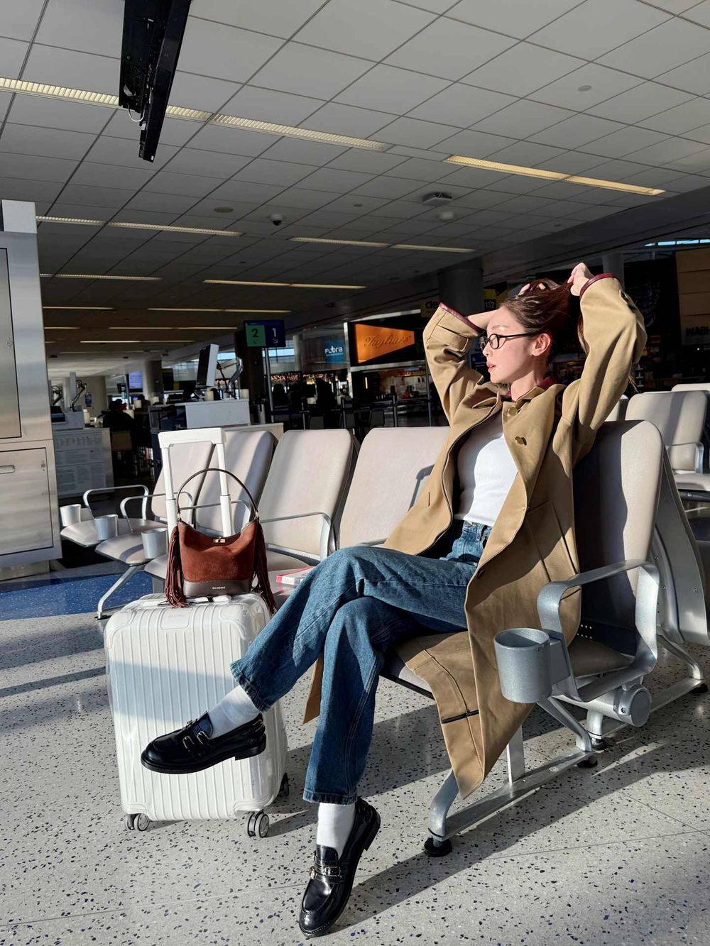 機場穿搭就得看她！韓星Jessica出差巴黎時裝週「精緻千金風」女生都得學起來！-2