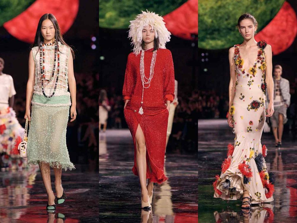 果然是終極繆思！Jennie金珍妮駕到CHANEL大秀！「水藍背心＋流蘇裙」慵懶性感嗨翻全場！-11