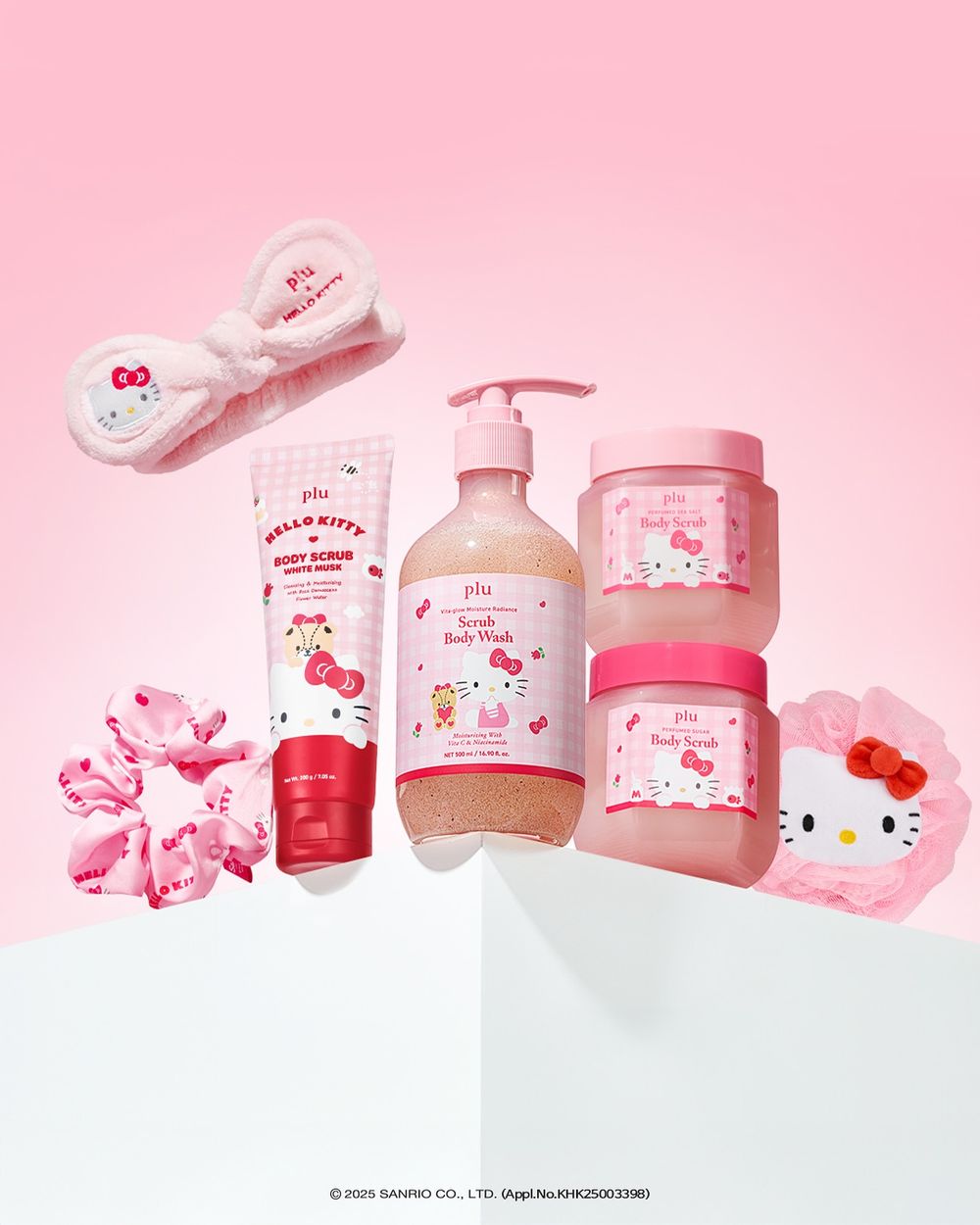 韓女搶著收藏！韓國國民香氛磨砂膏聯名Hello Kitty，沐浴球、髮帶周邊萌翻天，OLIVE YOUNG上市秒賣爆！-6