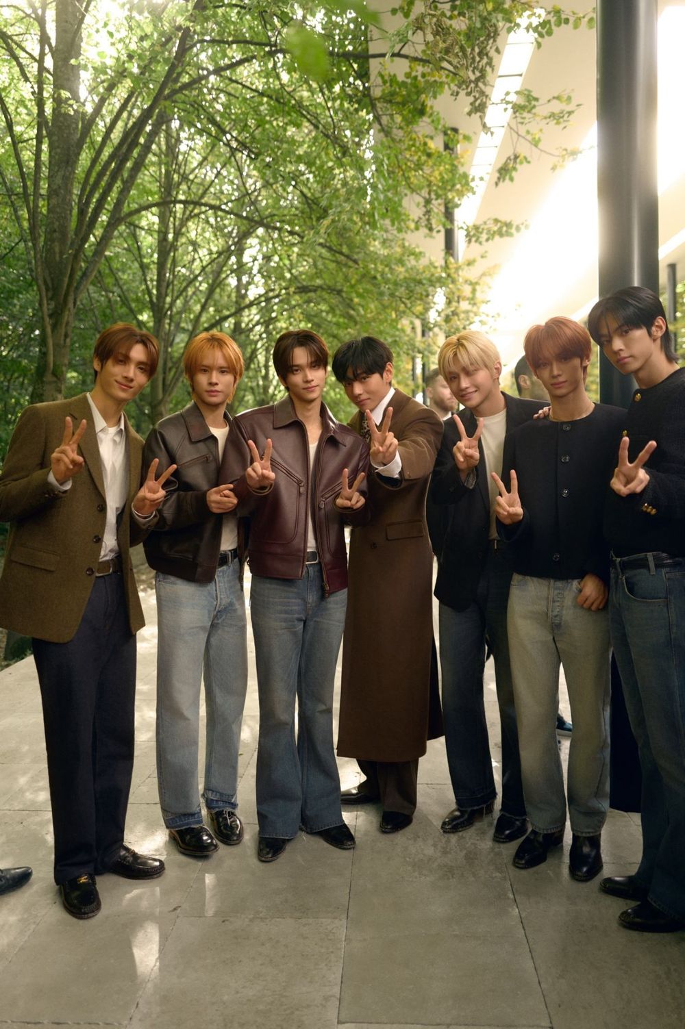 想魂穿現場！17位巴黎時裝週男神回顧特輯！TXT秀彬、然竣生圖帥到當桌布、V泰亨電眼太致命！-17