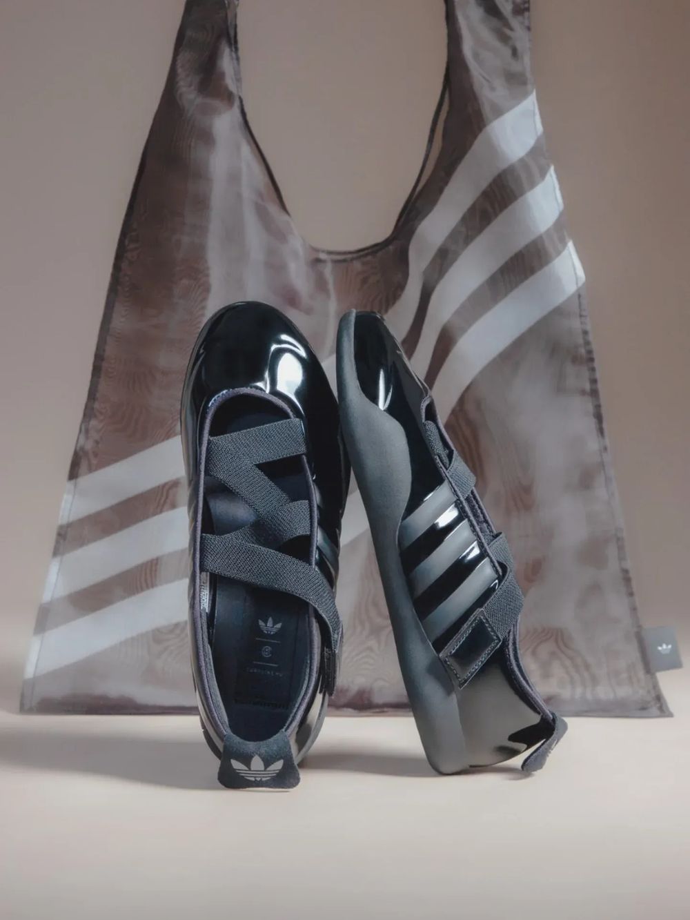 愛迪達沒有要放過大家！聯名CLOT最新夢幻「芭蕾球鞋」來了！這雙搶到就心滿意足！-10