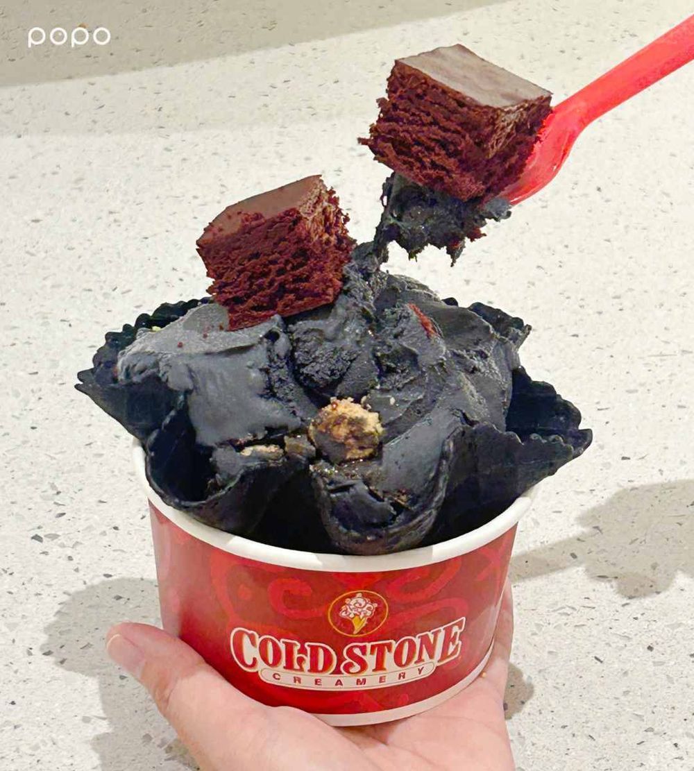 2025萬聖節限定美食推薦！「Krispy Kreme木乃伊甜甜圈、星巴克夜幕狂想曲星冰樂」全都太誘人！-6