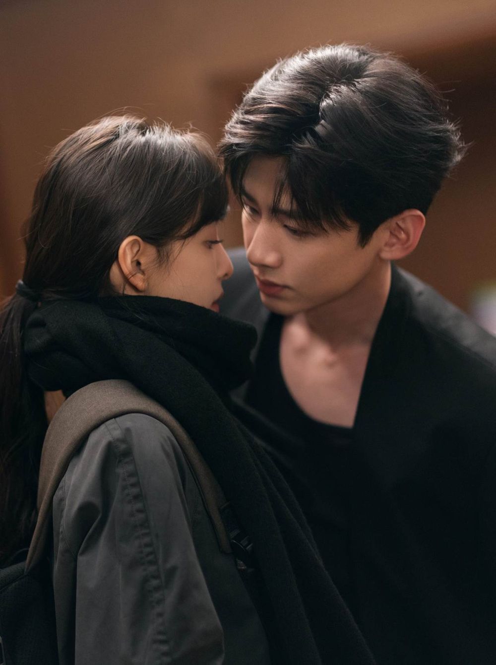 2025陸劇小紅書瀏覽量排行TOP5！劉宇寧《折腰》年度第二，趙露思《許我耀眼》衝破46億太驚人！-7