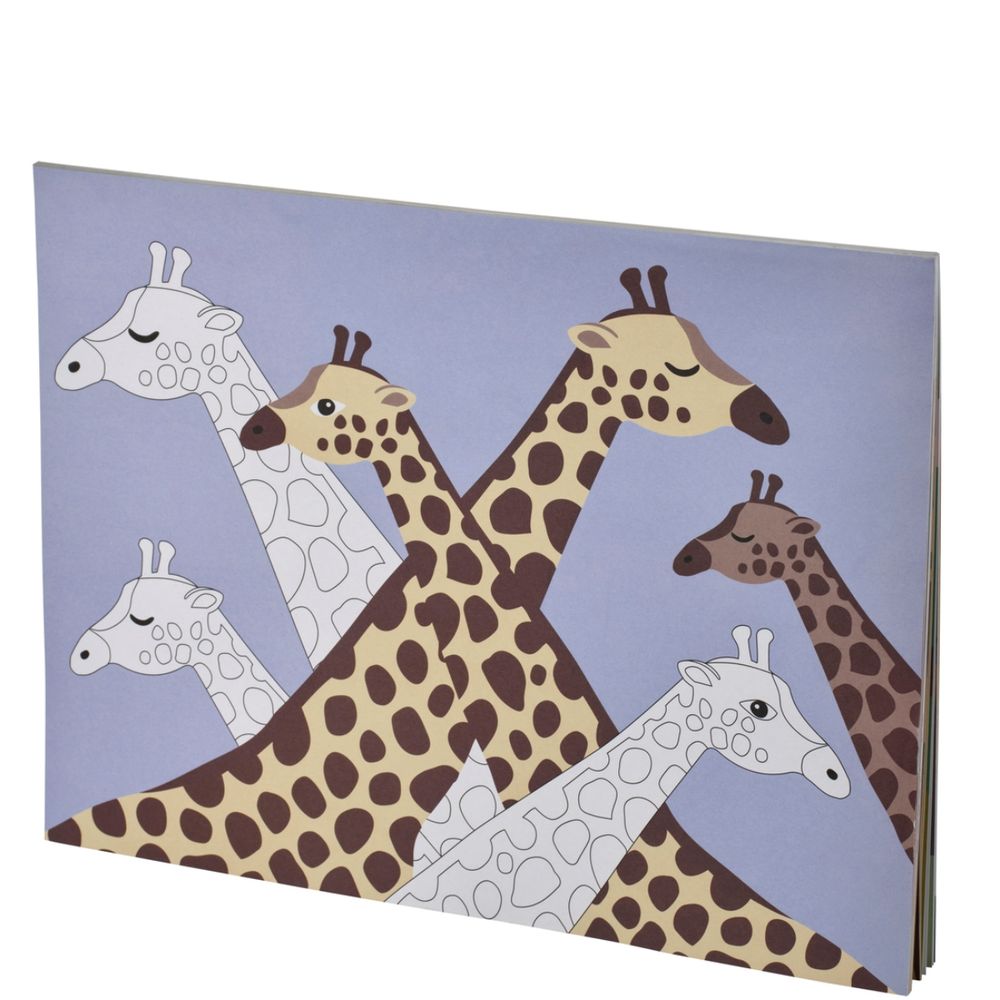 IKEA又要來搶錢！全新草原動物系列「長頸鹿寶寶玩偶、狐獴絨毛吊飾、收納袋」全都太想買！-12