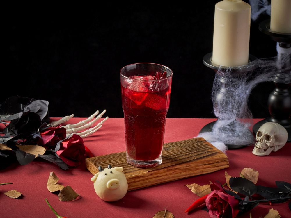 點點心2025萬聖節限定太欠吃！「黑俠豬仔包」可愛到捨不得吃、忠青商行也推「黑皮鮮蝦水餃」！-6