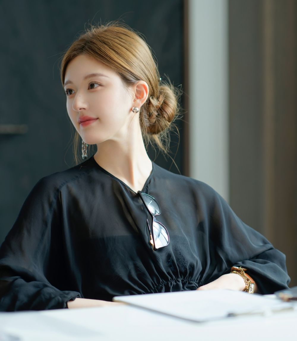 趙露思《許我耀眼》清醒金句連發！獨立大女主語錄：「耀眼不是被誰照亮，是我自己點火。」-20