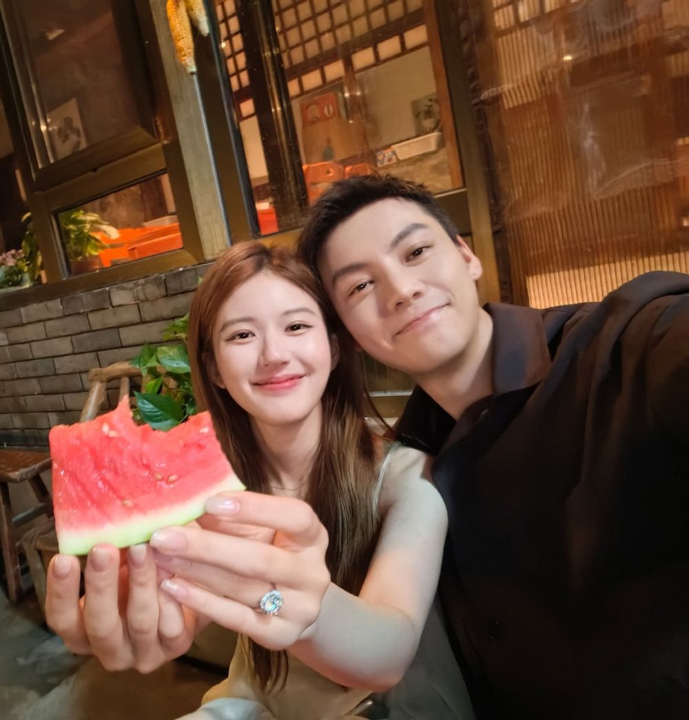 陸劇《許我耀眼》5大逆襲爆紅關鍵！趙露思＆陳偉霆化學反應太帶感，劇情又顛又爽掀全網熱議！-13