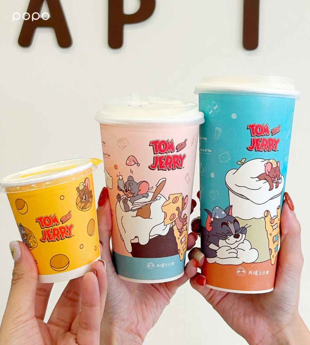 再睡5分鐘跟湯姆貓與傑利鼠聯名了！Q翻「大頭傑利鼠飲料杯套」太欠買、還有切達起司奶蓋新品要喝！-9