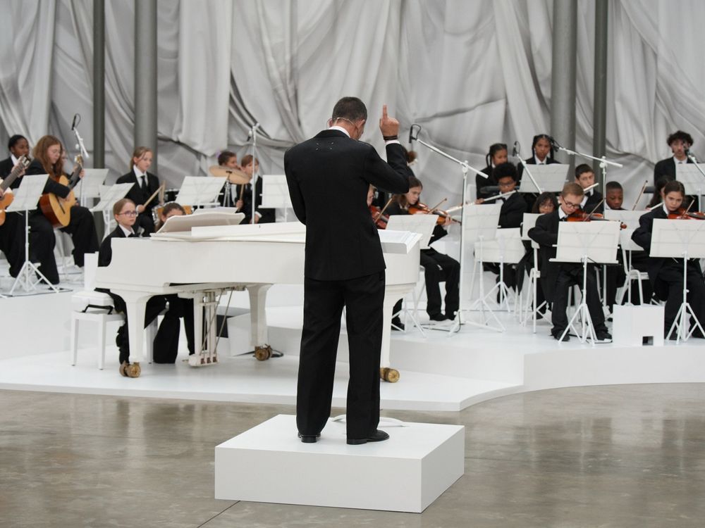 韓星愛牌Maison Margiela重返台北！Lisa狂穿分趾鞋、枕頭包明星人手一顆！-8