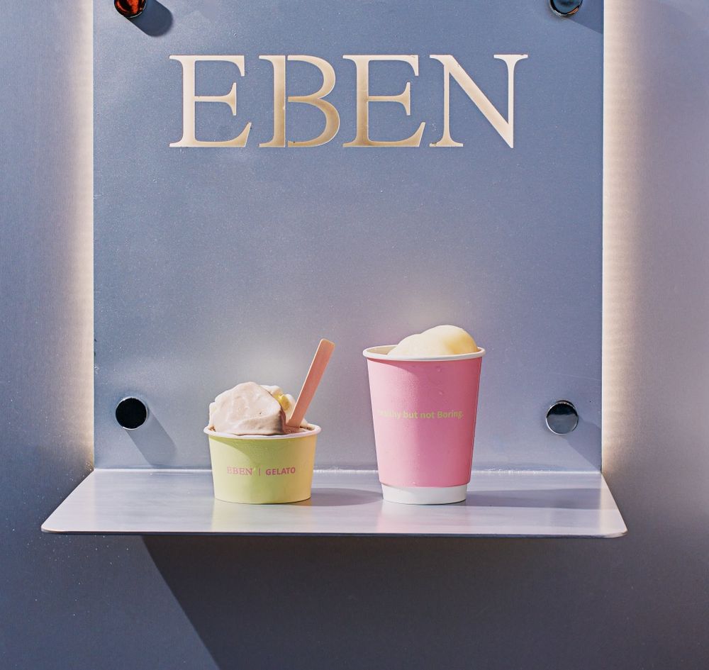 2025秋季冰品新品懶人包！哈根達斯「烤冰淇淋堡」回歸、麥當勞「布朗尼冰炫風」巧克力控愛翻！-12