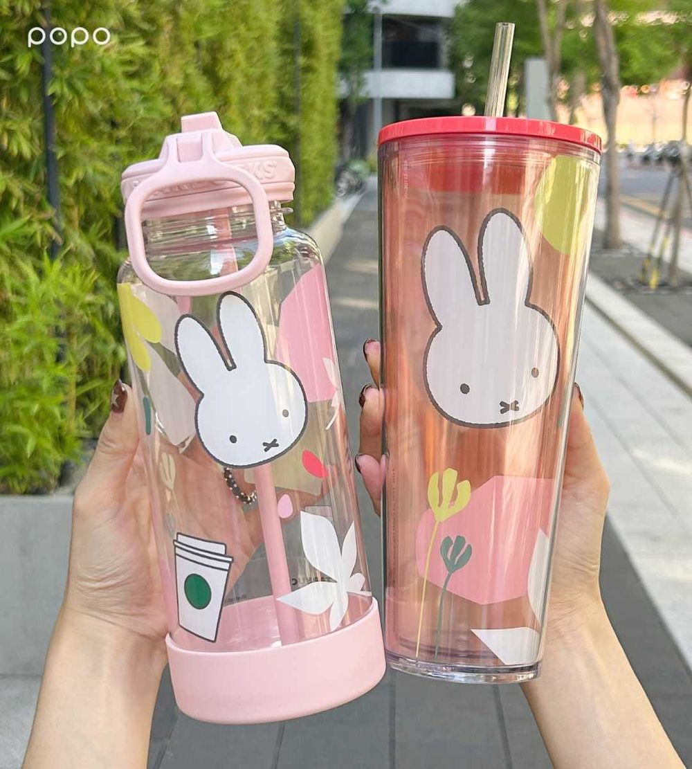 星巴克又跟米飛兔聯名啦！台灣限定「櫻花米飛兔冷水壺、店員米飛兔吊飾」全都太生火！-6