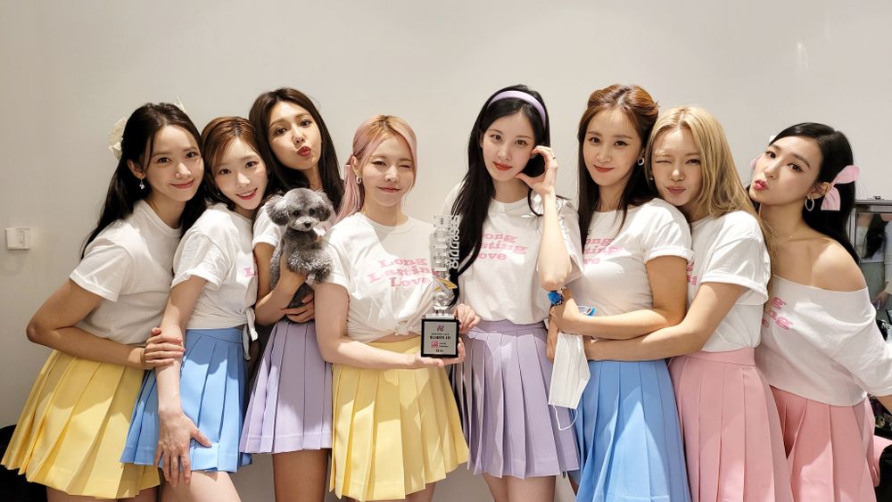 韓國民調公布21世紀最受喜愛KPOP女團TOP8！IVE、aespa人氣火熱，冠軍是這組傳奇女團！-20