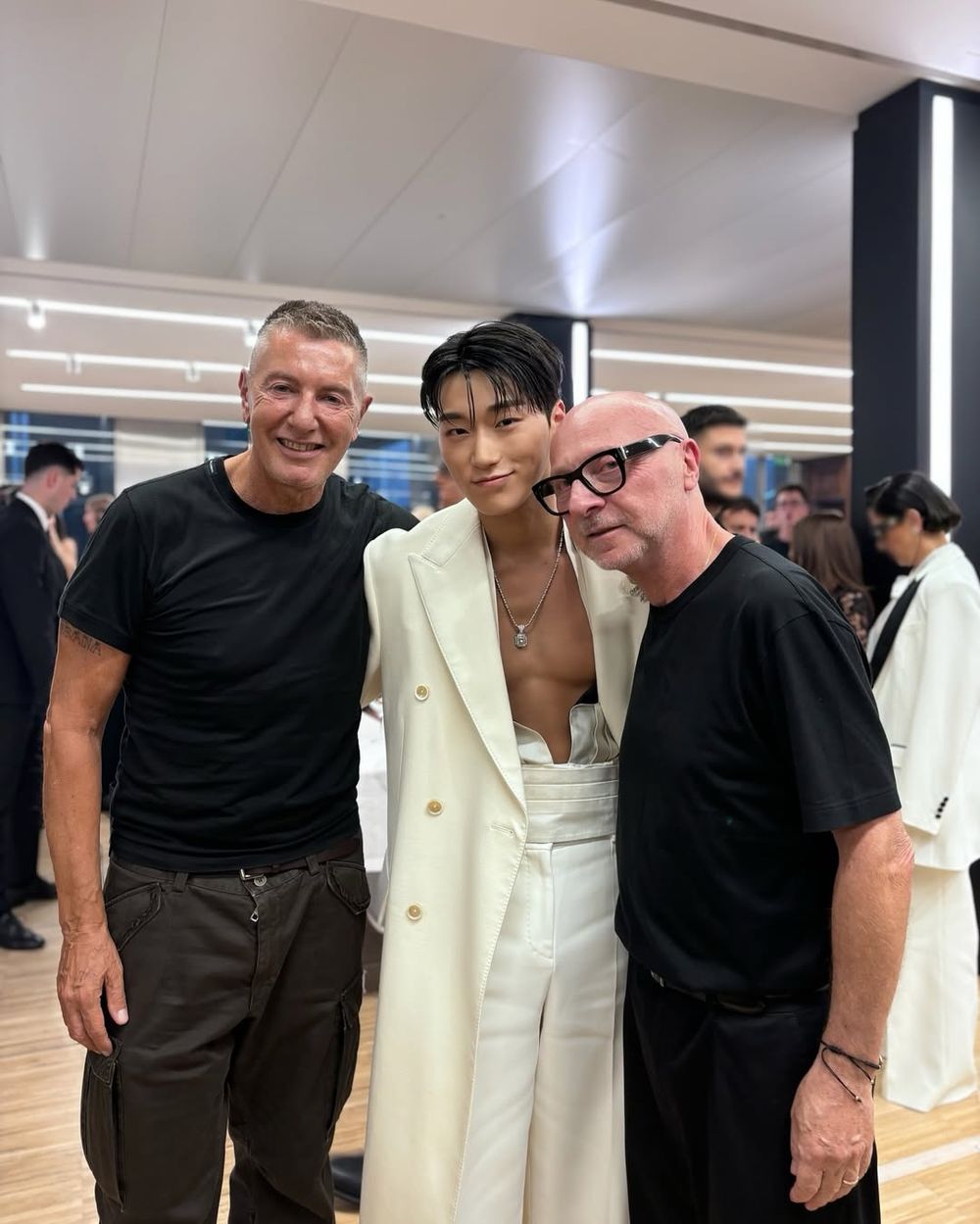 終於等到了！ATEEZ人間撒旦「崔傘」拿下Dolce & Gabbana品牌大使、簡直太般配！-5