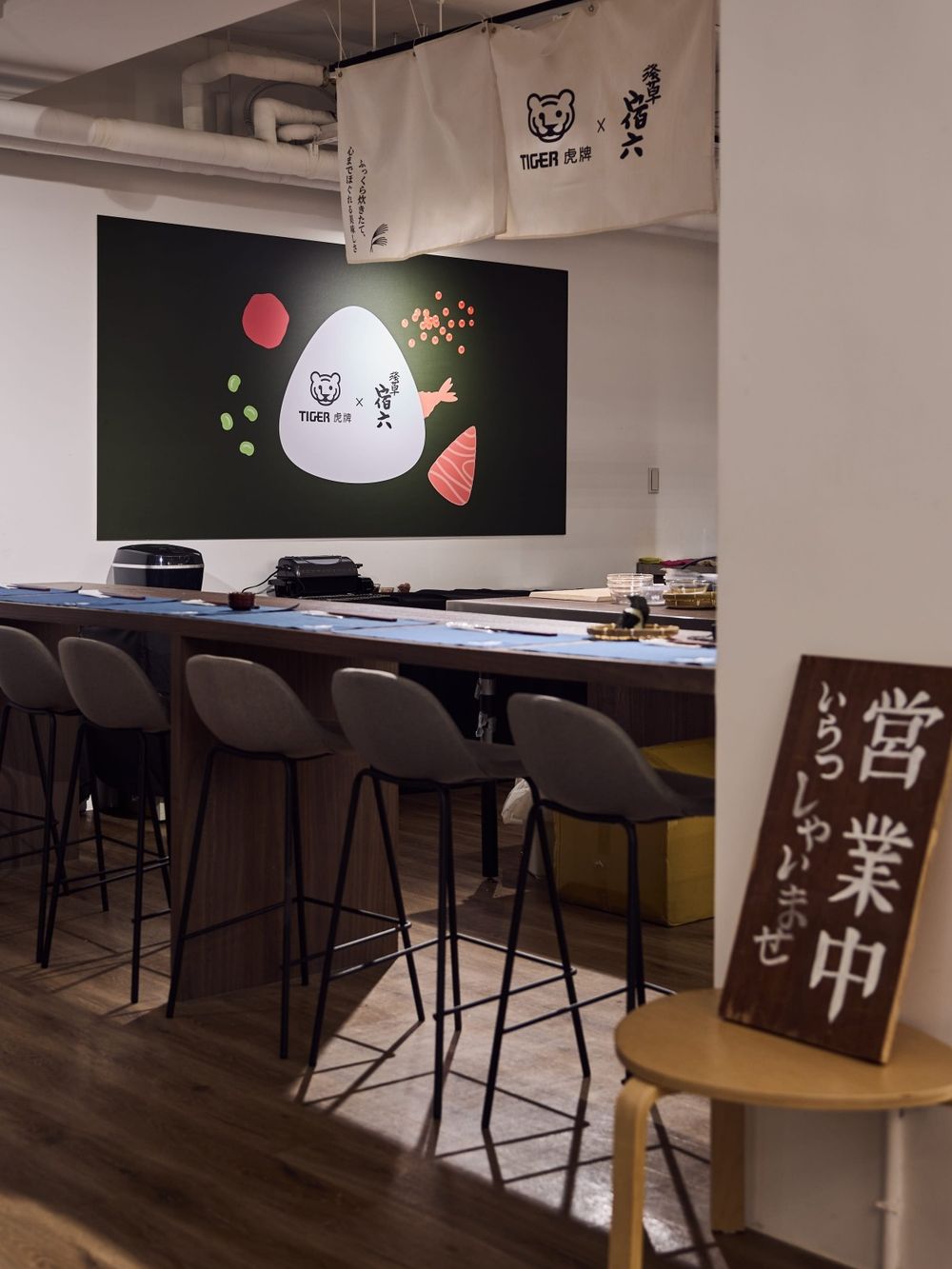 東京超夯手作飯糰「淺草宿六」快閃來台！台灣限定「鮪魚美乃滋&和牛」口味太欠吃、購買方式看這邊！-2