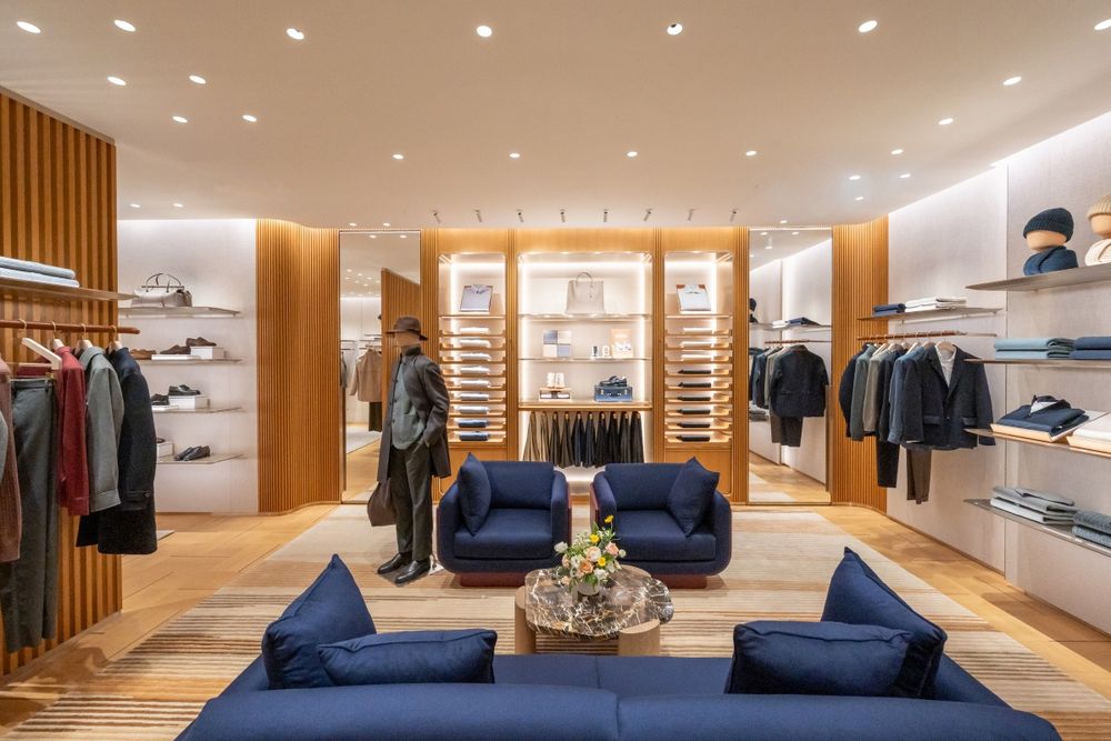 「元祖野獸」玉澤演本人超帥！降臨Loro Piana台北101活動！狂比愛心超寵粉、粉絲們幸福了！-14