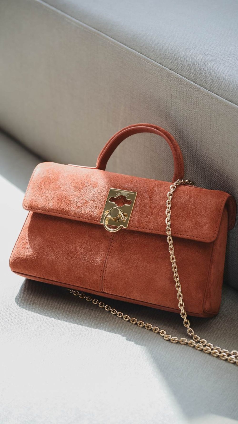 這次要把握機會！通勤人最愛「靜奢包品牌」Cafuné快閃店再登台！超美必買包搶先看！-5