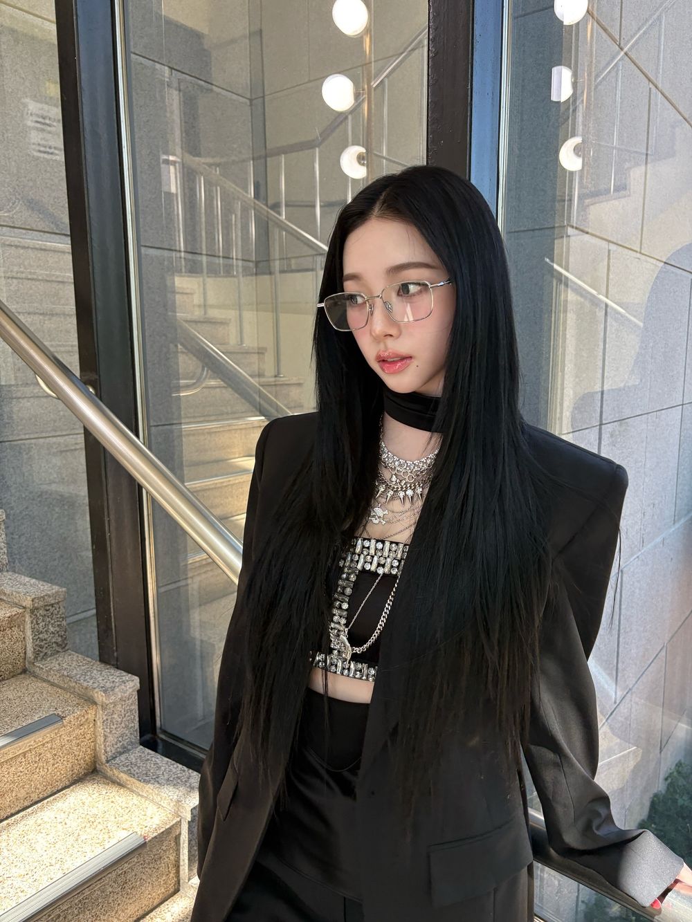 盤點6位舞台私下「反差最大」的KPOP女偶像！Jennie撒嬌太軟萌，小娟、Karina被點名上榜！-2