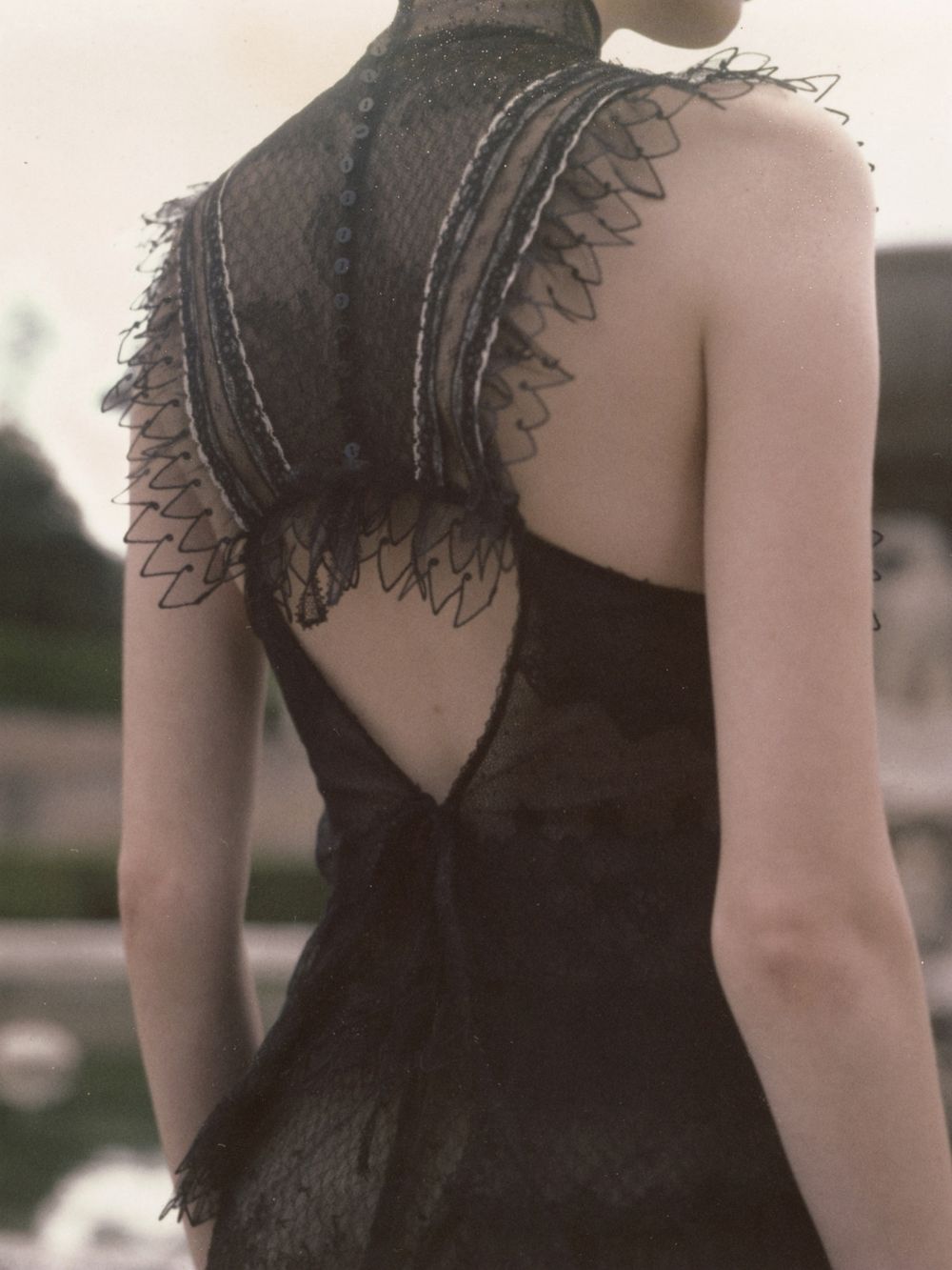  DIOR 2026早春新品是夢幻的極致！品牌大使陳庭妮、曾敬驊現身活動穿搭太好看！-11