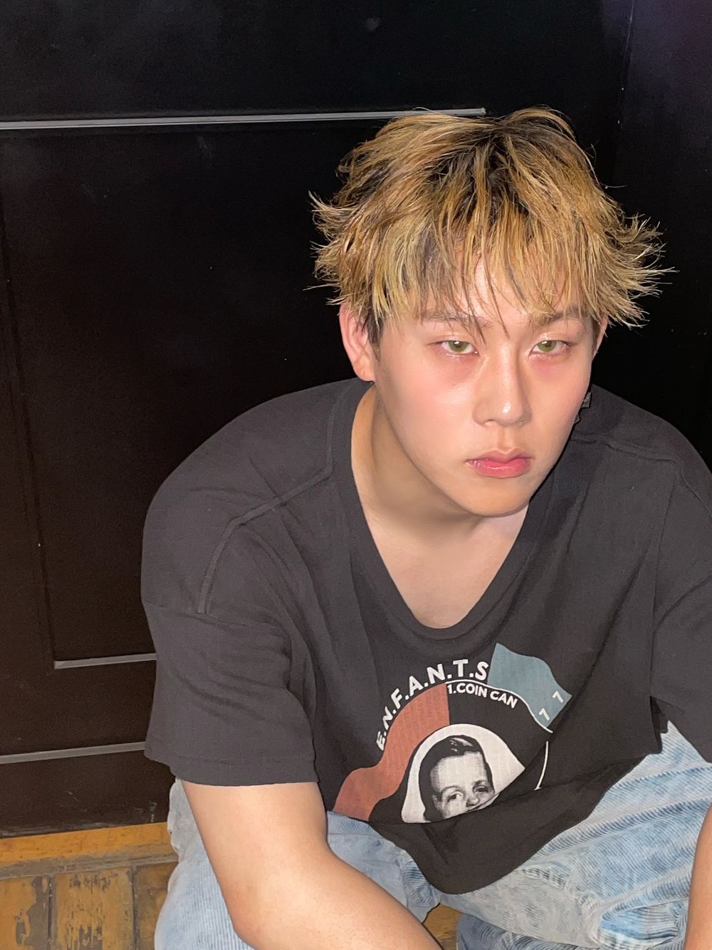 盤點6位舞台私下「反差最大」的KPOP男偶像！GD個性意外呆萌，Felix超極端反差魅力征服全網！-12