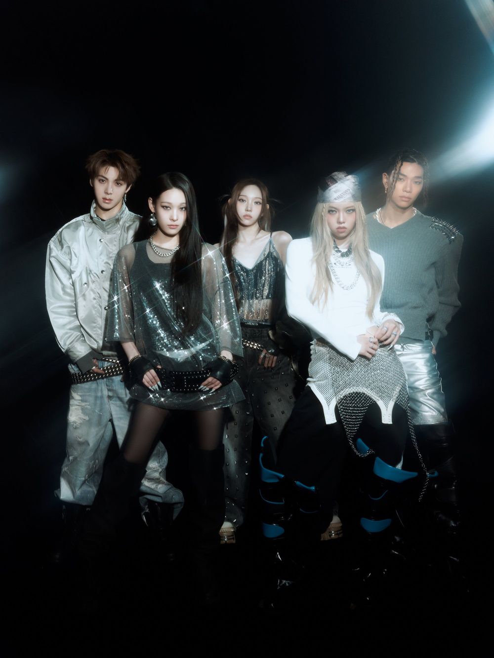 2025年11月回歸&出道韓團總整理！ITZY續約後首張韓專出擊，Stray Kids、RIIZE掀男團音源大戰！-24