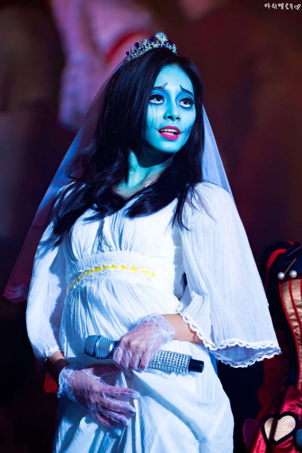 盤點8位討論度最高的女偶像萬聖節裝扮！薇娟「白雪公主」神還原，子瑜「黑魔女」＆Karina「紅心皇后」超用心！-3