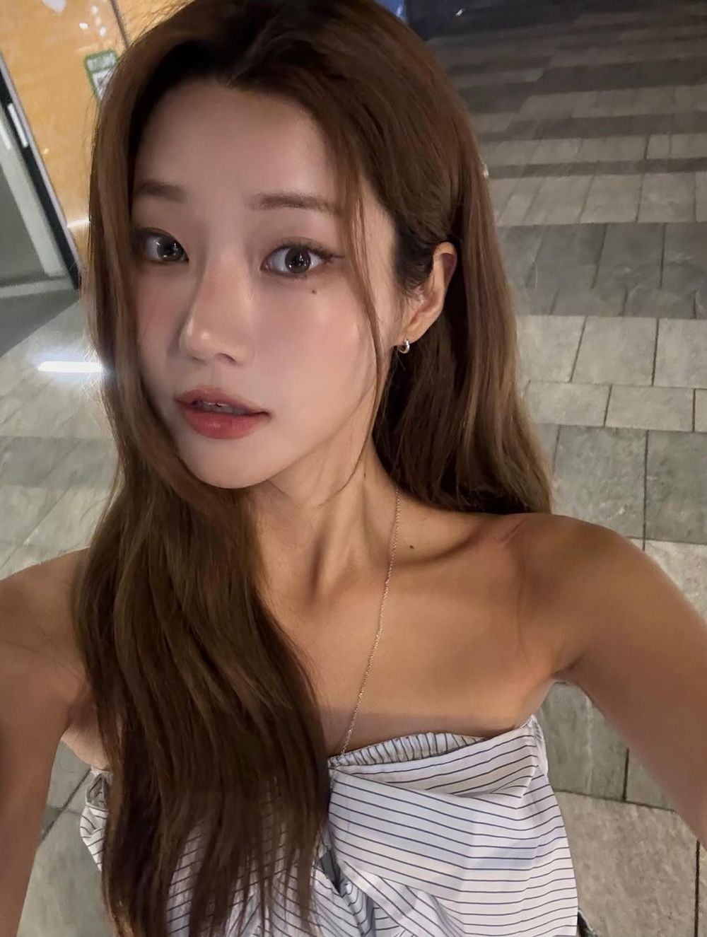 台灣首場、台韓科研品牌齊聚！《單身即地獄4》裴智妍站台信賴生醫「韓國藥局」記者會，下飛機膚質超澎亮、完全看不出疲態！-8