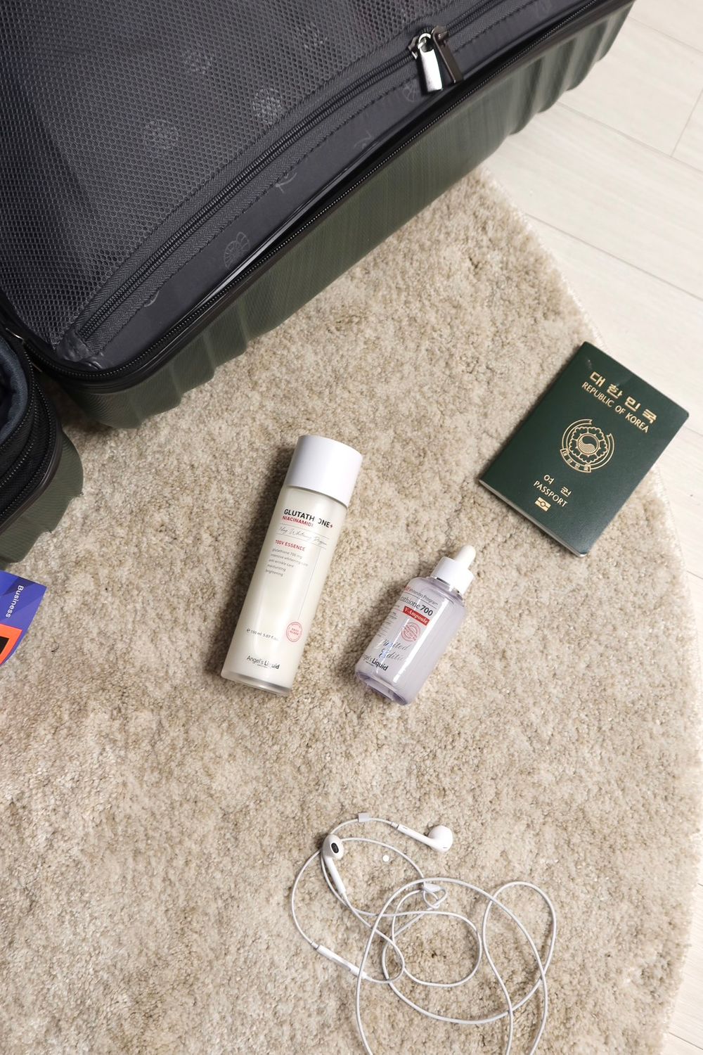 台灣首場、台韓科研品牌齊聚！《單身即地獄4》裴智妍站台信賴生醫「韓國藥局」記者會，下飛機膚質超澎亮、完全看不出疲態！-10