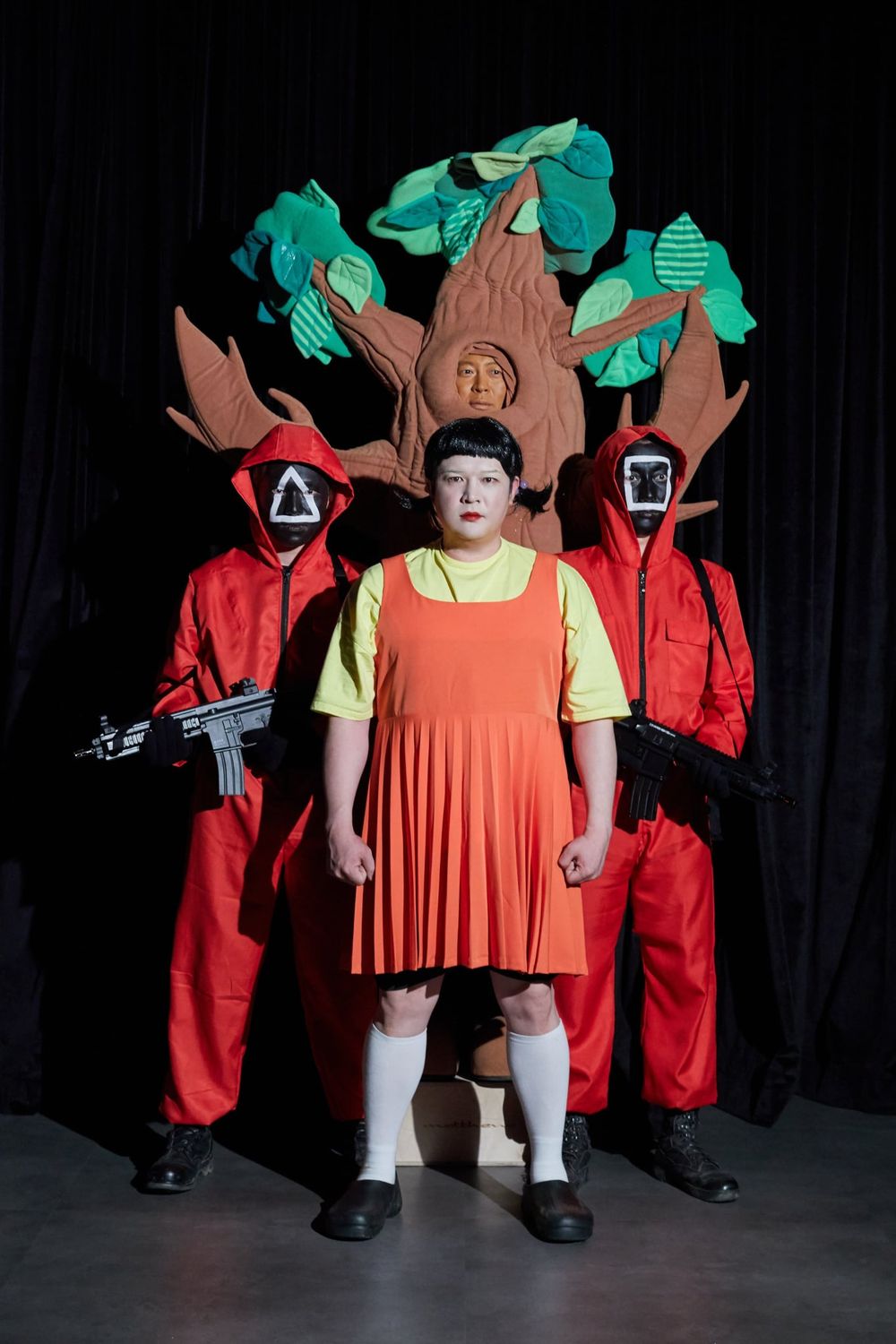 回顧歷年討論度超高的KPOP男偶像萬聖節裝扮！「佛地魔」居然是他，神童「英熙」爆笑全場，成燦「小丑」帥到爆！-9