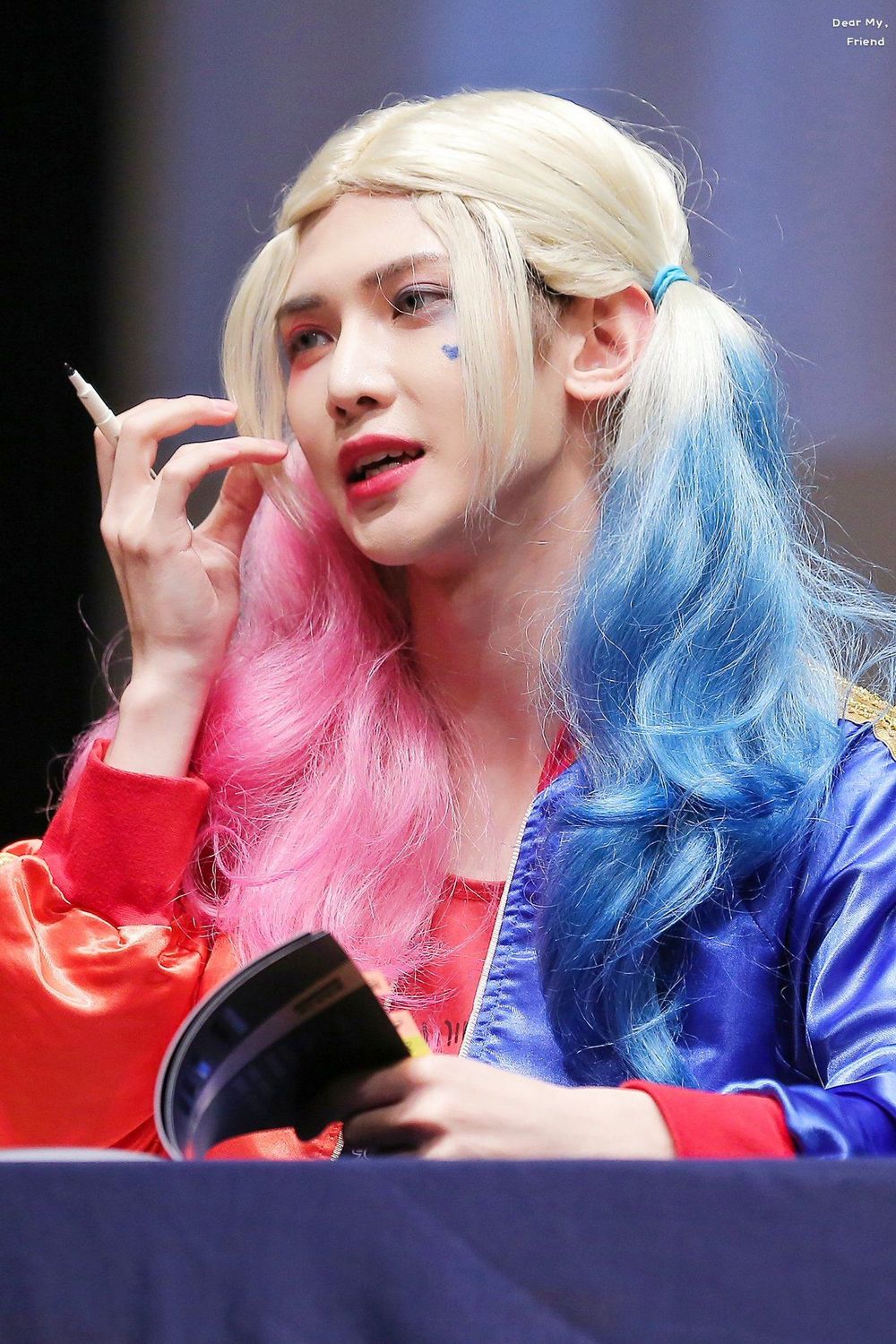 回顧歷年討論度超高的KPOP男偶像萬聖節裝扮！「佛地魔」居然是他，神童「英熙」爆笑全場，成燦「小丑」帥到爆！-12