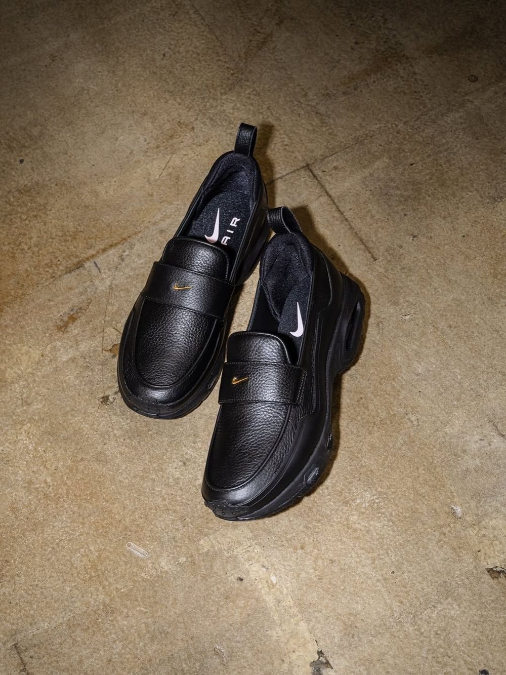 鞋控注意！Nike六雙最新「必收爆款鞋」清單！卡寶同款女神鞋、樂福鞋...悄悄補貨別錯過！-5