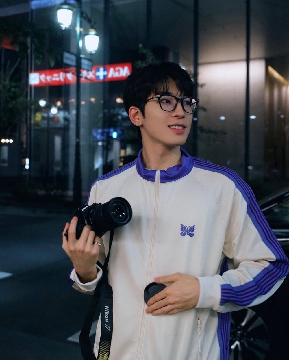 終於等到！UNIQLO聯名日潮牌Needles紅什麼？CORTIS、TXT愛豆們都為「蝴蝶」瘋狂！-1