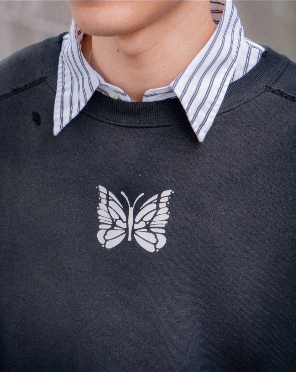 終於等到！UNIQLO聯名日潮牌Needles紅什麼？CORTIS、TXT愛豆們都為「蝴蝶」瘋狂！-4