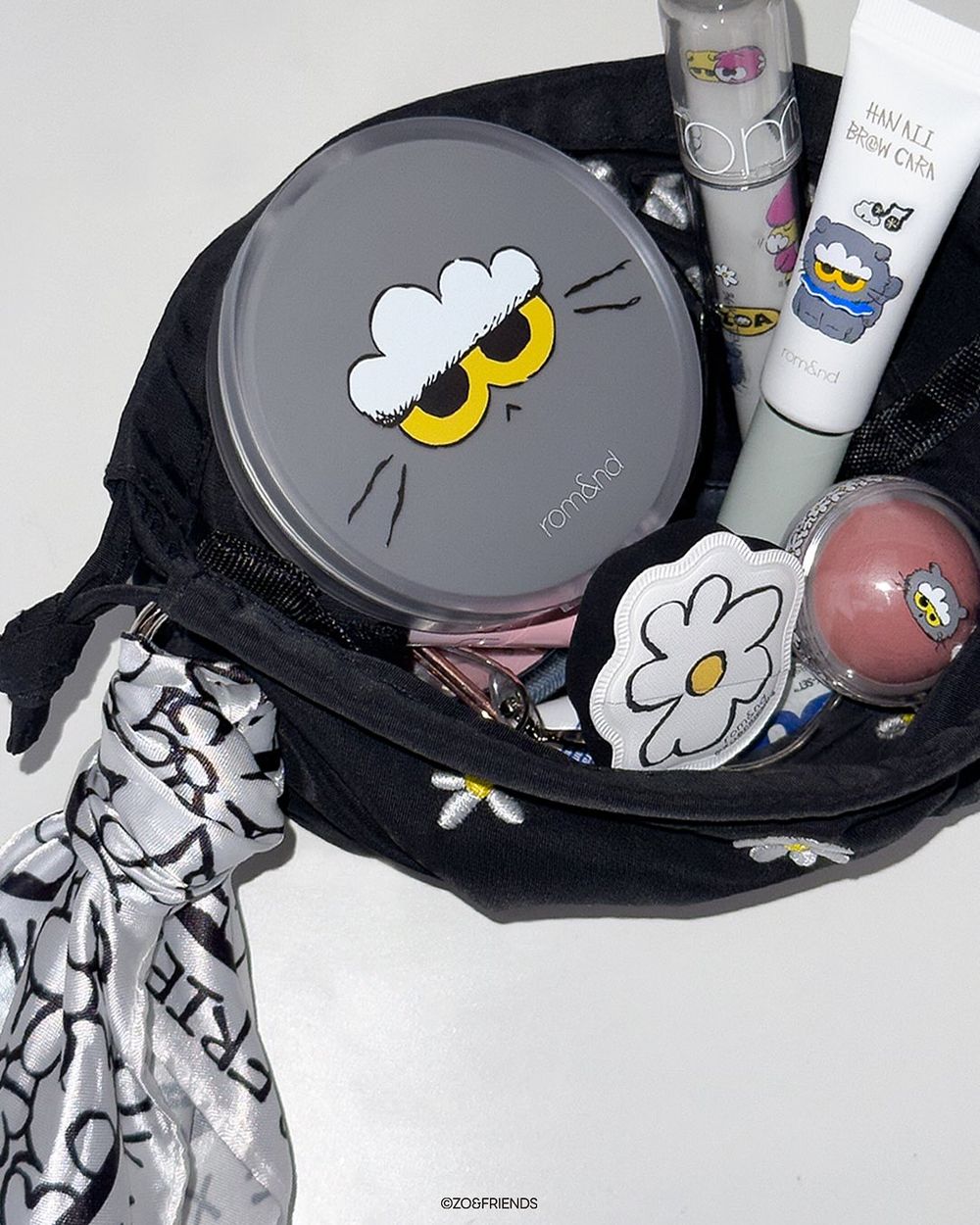 rom&nd正式宣佈攜手GD貓主子推出「ZO&FRIENDS」限量彩妝聯名！果汁腮紅球、果汁唇釉、貓掌護唇膏太可愛！-16