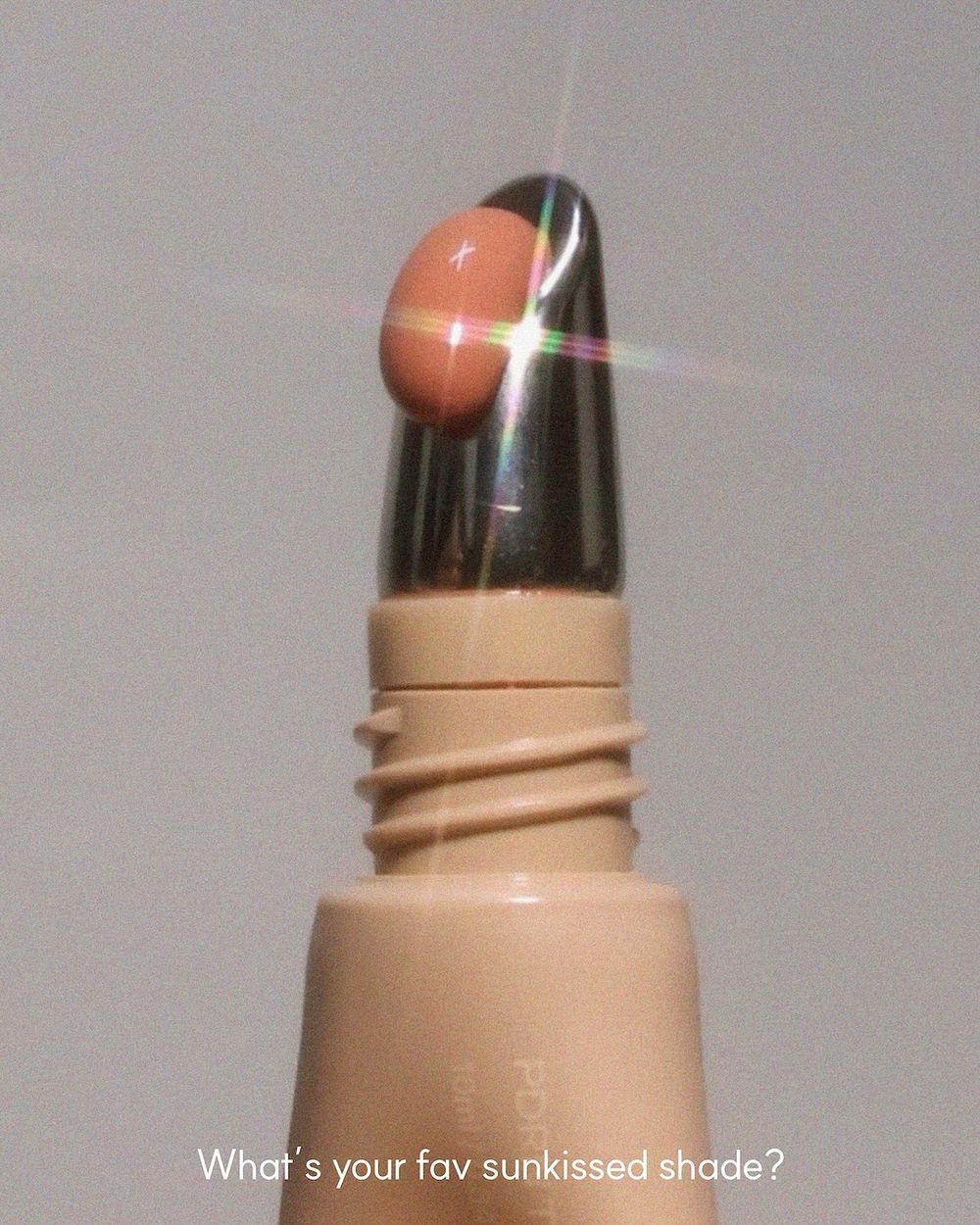 韓女私藏愛用唇蜜天花板公開！小眾高顏值PDRN唇部精華，低飽和色選＋奶茶調外型，一抹封存滿滿保養，雙唇比嫩嬰還飽滿！-13