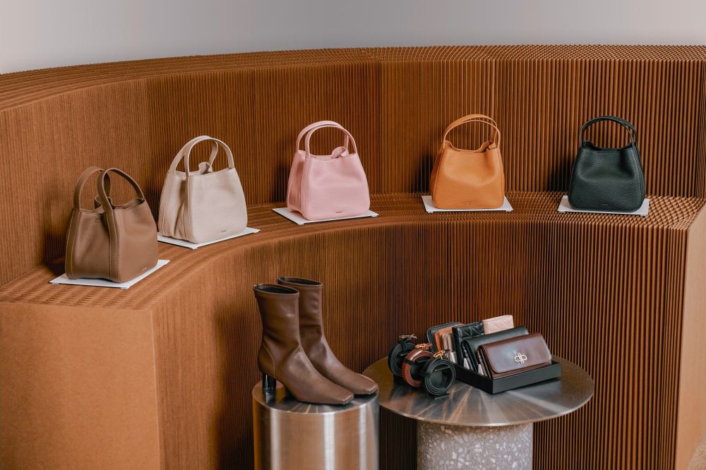 市佔率超高！PEDRO賣最好神包「Demi系列」尺寸新色一次看！台灣限定石板藍必買！-9