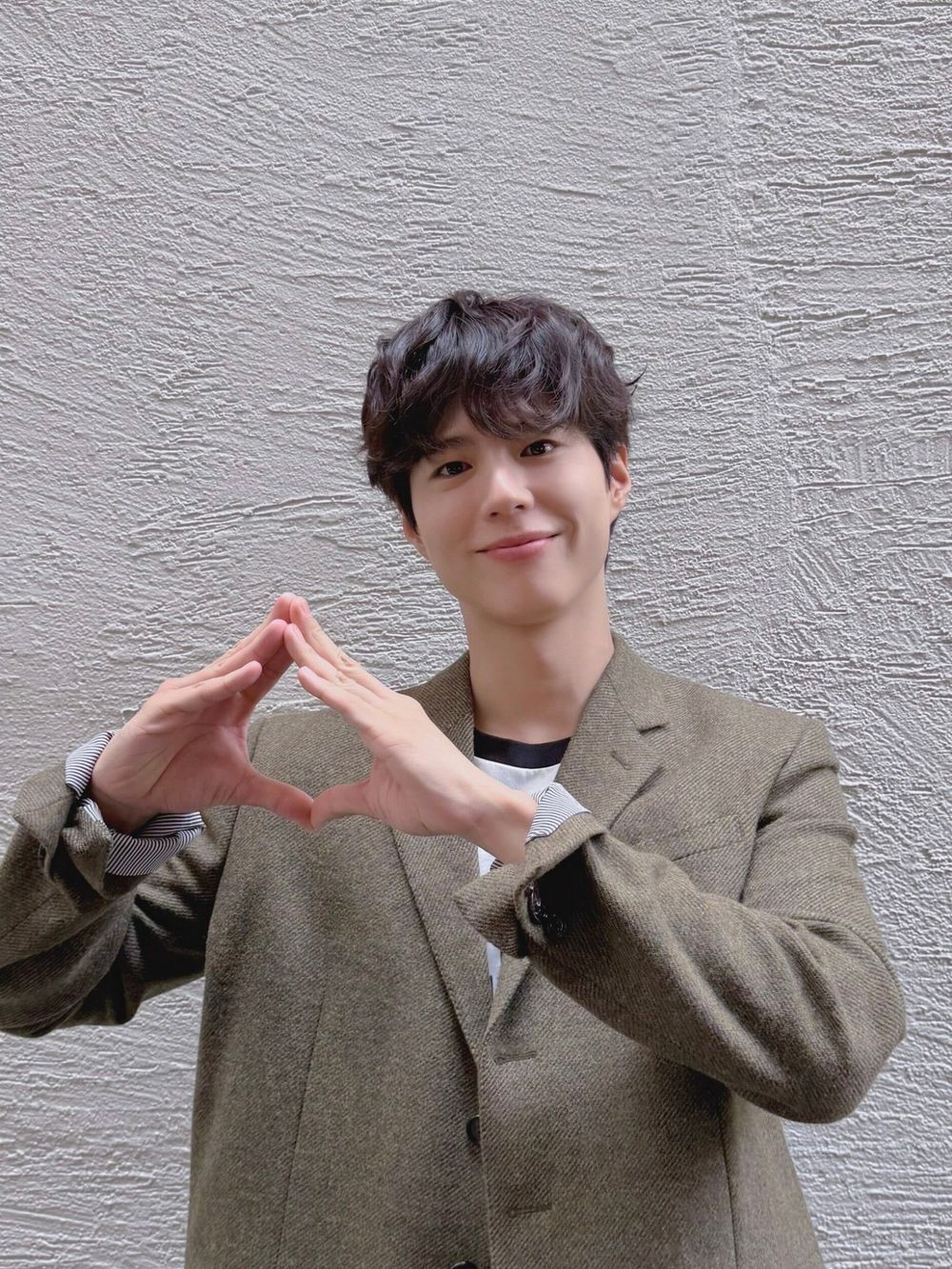 蓋洛普公布2025最紅韓國演員排行出爐！IU＆朴寶劍人氣爆棚，邊佑錫、潤娥全入榜！-19