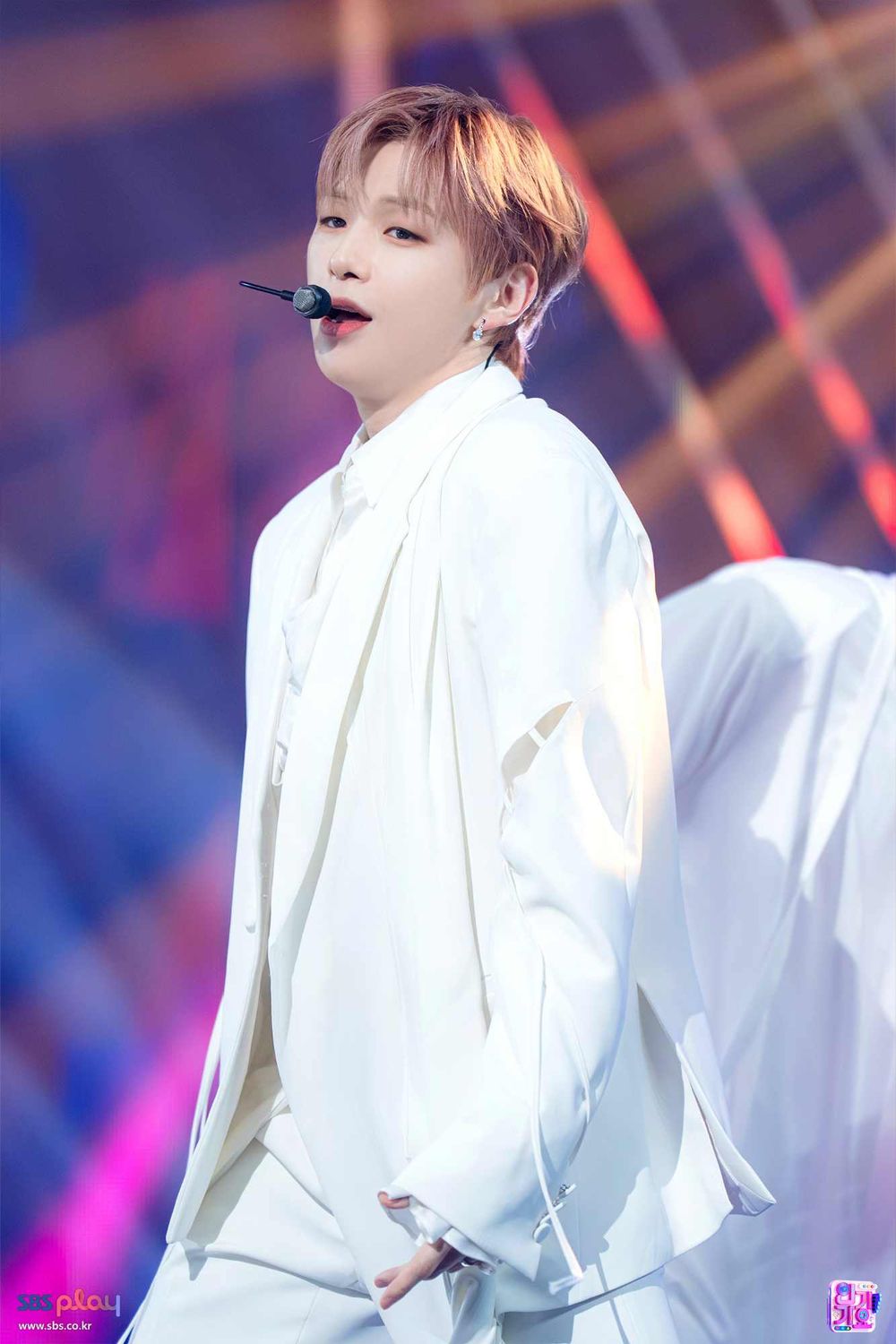 2026年滿30歲的KPOP人氣男偶像！SEVENTEEN「96Line」齊上榜，道英入伍引不捨！-15