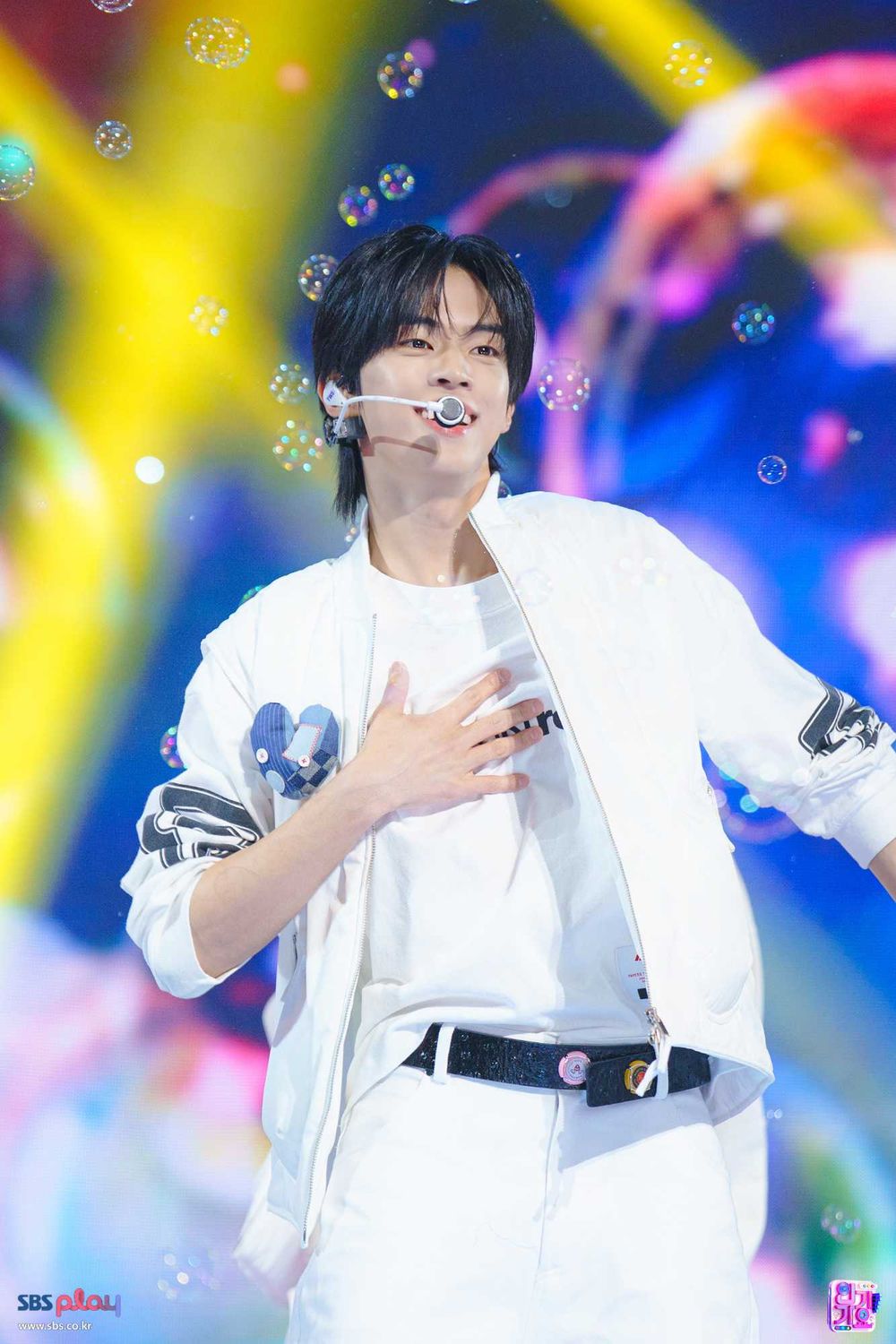 網友公認6位「Killing part匠人」KPOP偶像！Felix「洞穴低音」太震撼，以安、道勳太會抓鏡頭！-7