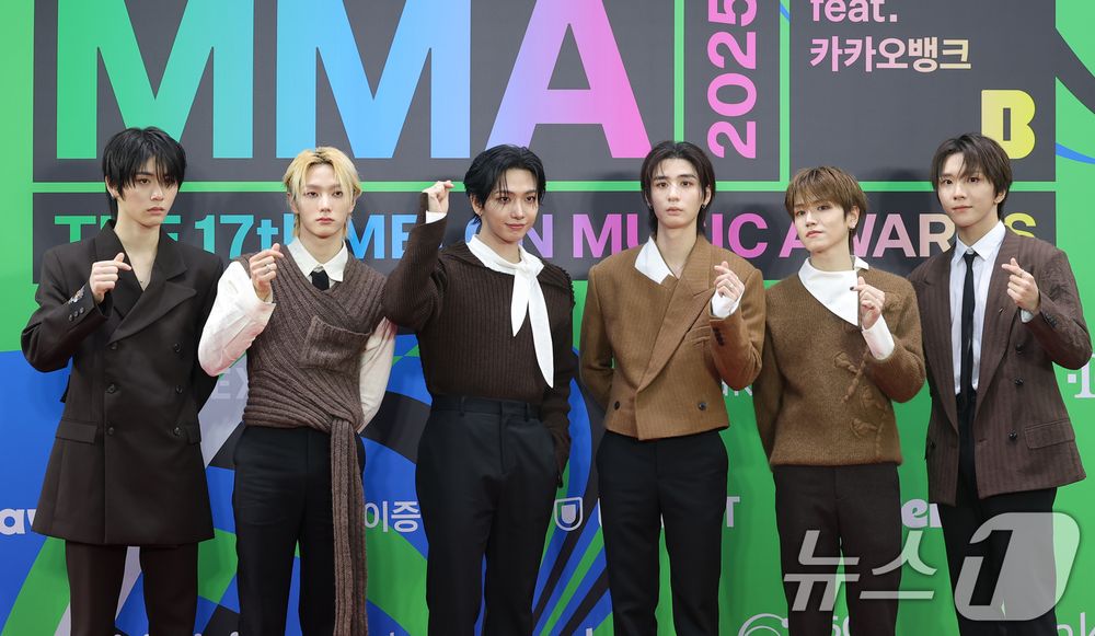 視力直接變2.0！2025韓國MMA紅毯男神出爐！RIIZE元彬根本動漫男主、BOYNEXTDOOR男友力全開！-4