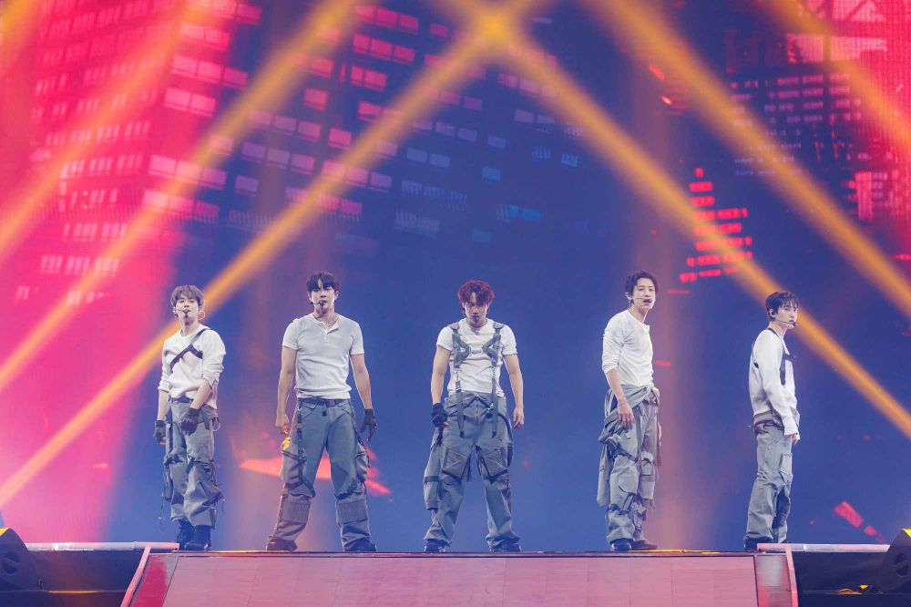 回顧最好看的2025韓國MMA舞台TOP6！「偶像的偶像」GD與後輩嗨唱，JENNIE神級表演全網狂刷！-8