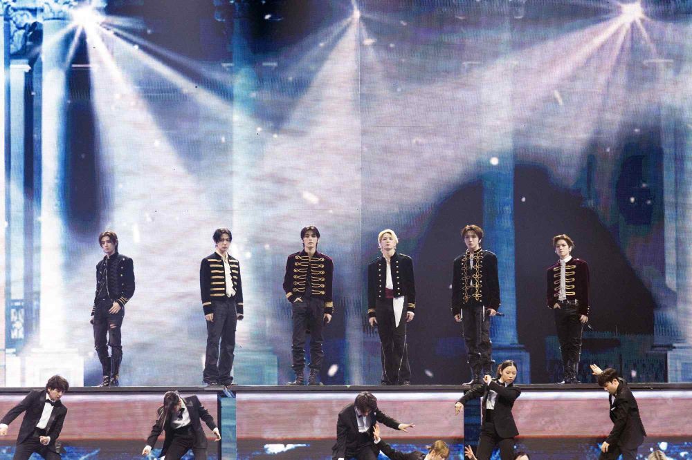 回顧最好看的2025韓國MMA舞台TOP8！「偶像的偶像」GD與後輩嗨唱，JENNIE神級表演全網狂刷！-7