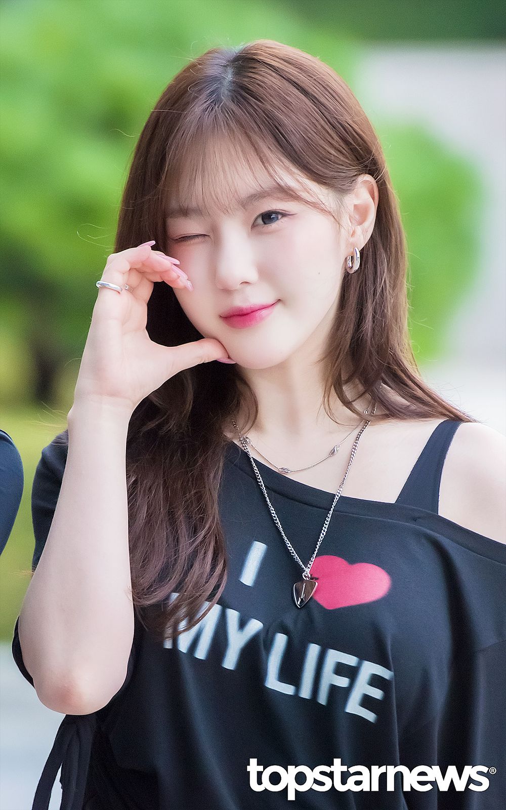 原來她們都屬馬！盤點8位馬年出生的KPOP女偶像，潤娥凍齡美貌掀熱議，秋天、寧寧都是馬寶寶！-4