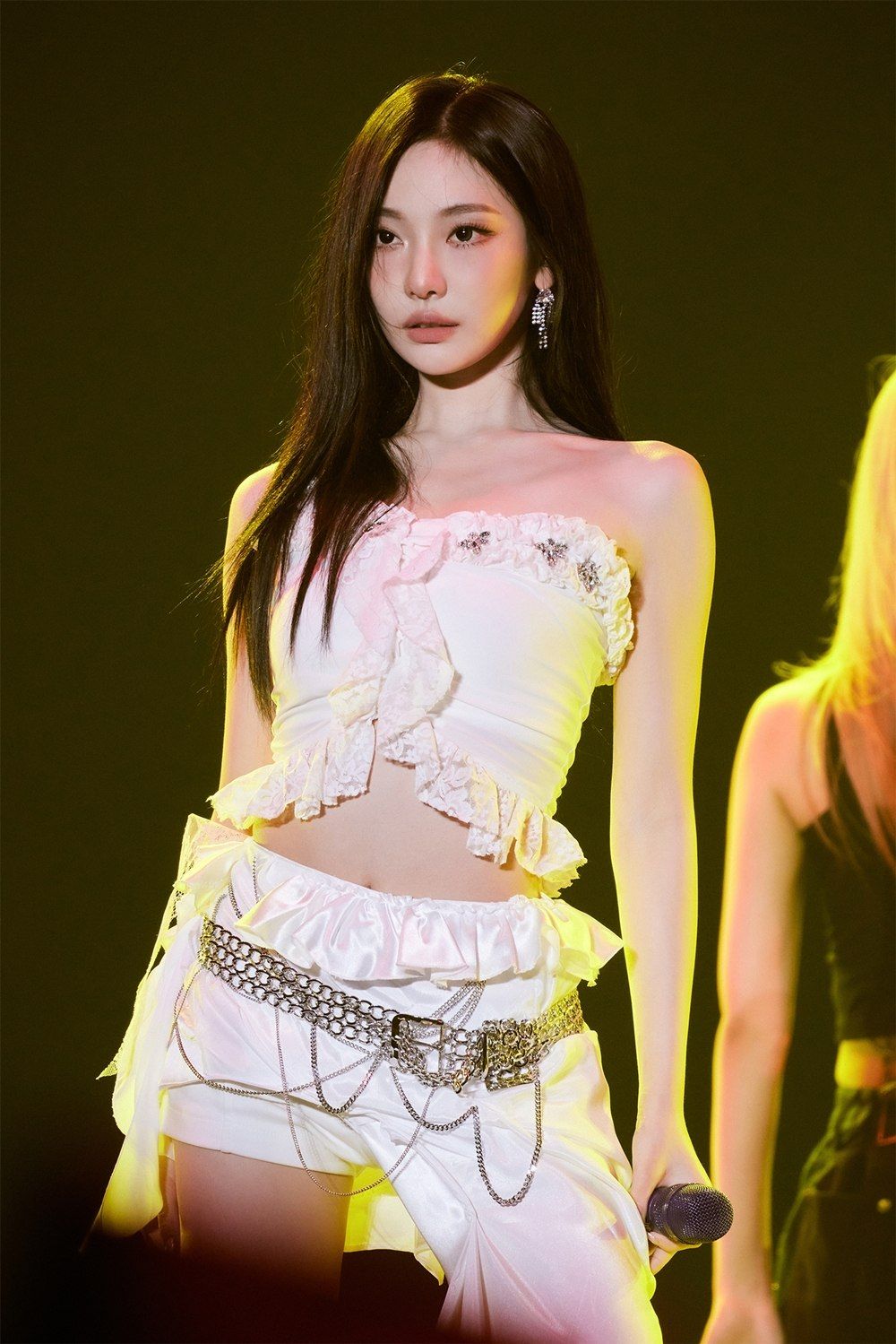 原來她們都屬馬！盤點8位馬年出生的KPOP女偶像，潤娥凍齡美貌掀熱議，秋天、寧寧都是馬寶寶！-13